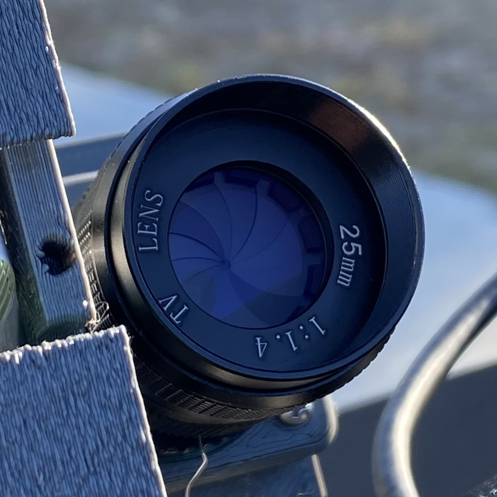 _images/aperture_closed.jpeg